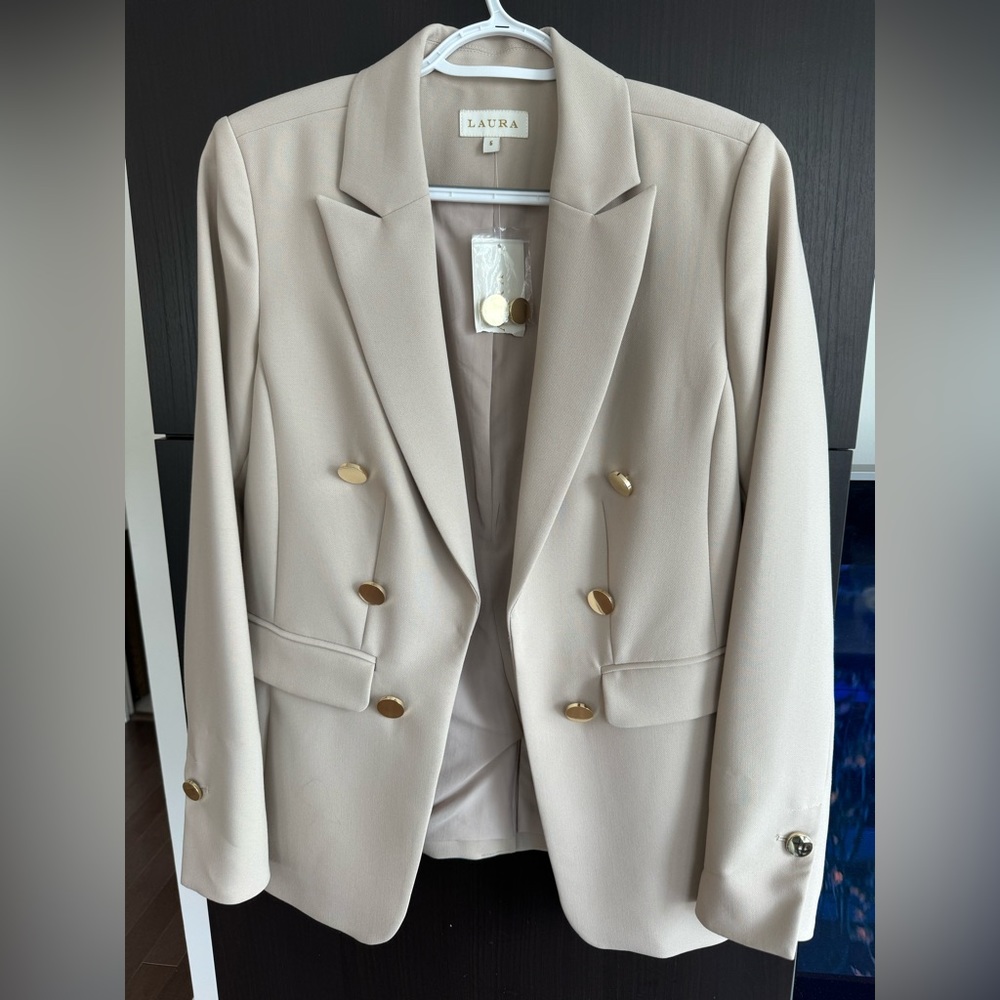 NWT blazer in biscotti